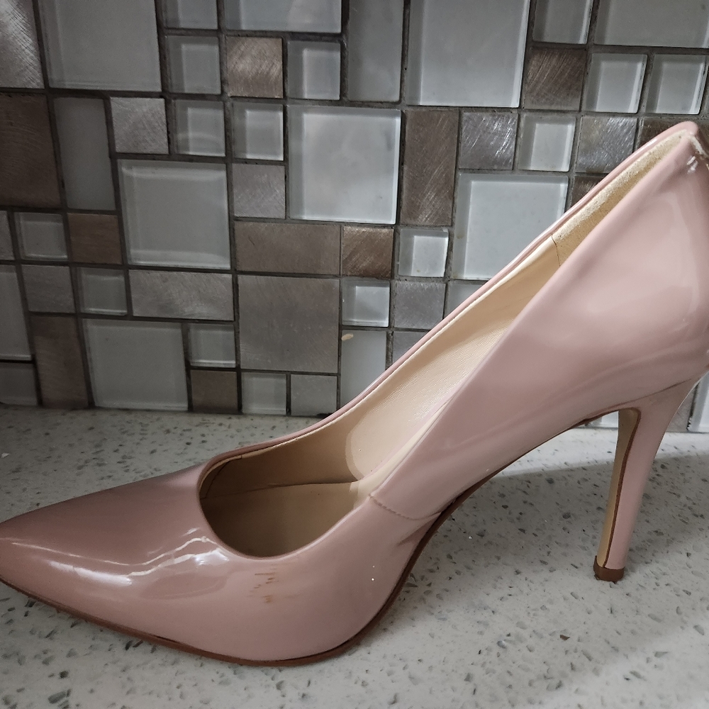 Nine west nude/pink shoe- like new